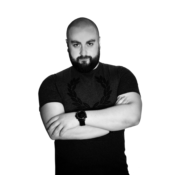 Erhan Us