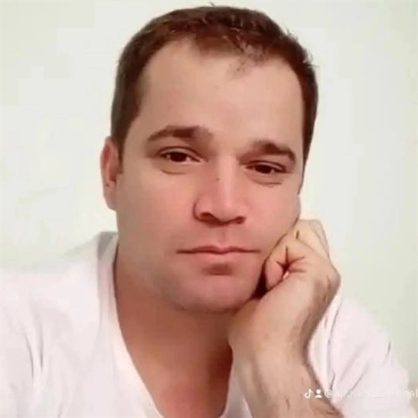 Şair Ramazan Kınalı