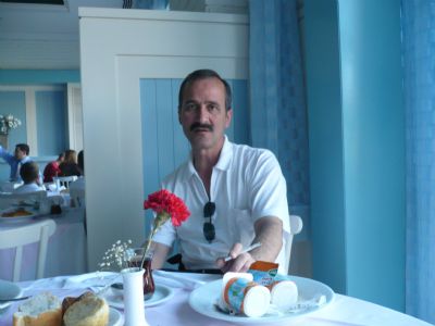 Fami Ezer