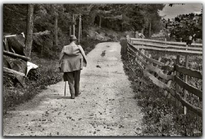 İsmet Tezcan