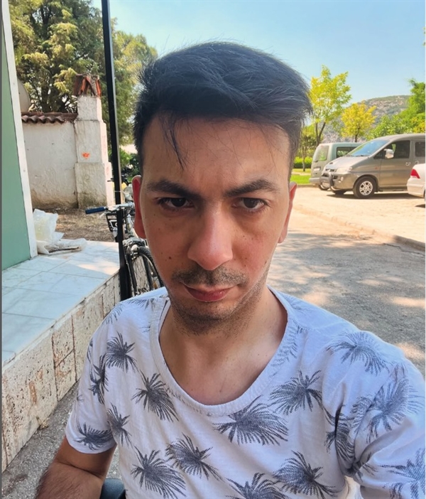 Akın Uyar