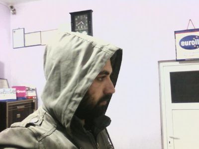 Anlamsız Cümlelerin Gizli Öznesi