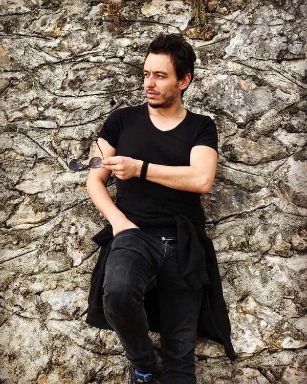 Özgür Şeker