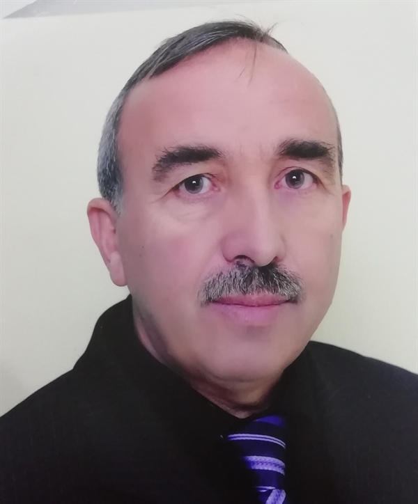 Mefail Özbek